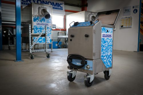 Aparat de Sablat cu Gheață Carbonică CRYONOMIC COB 81